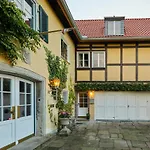 Vintage Style Wohnung Uni-Nah Parkplatz, Hey, 1958!