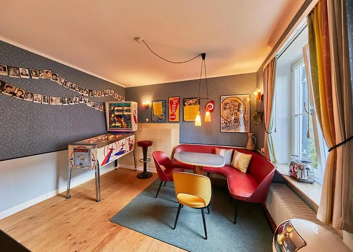 Vintage Style Wohnung Uni-Nah Parkplatz, Hey, 1958!